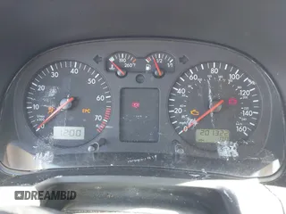 2002 Volkswagen Golf GLS с VIN 9BWGK61J524026212, выставлен на аукционе IAAI как лот 42260670 с пробегом 201 322 миль миль и . История ставок и продаж доступна на DreamBid. Изображение 7.
