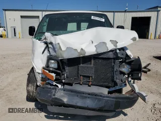 2011 GMC Savana Cargo Van with VIN 1GTW7FCAXB1114324, listed as a Copart auction lot 69919304 with 0 mi miles and Salvage Title. Bid and sale history available at carsss.com. Image 5.