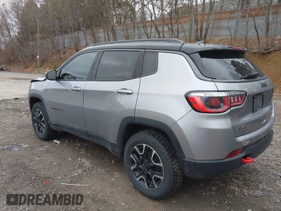 2020 Jeep Compass Trailhawk with VIN 3C4NJDDB9LT127231, listed as a IAAI auction lot 41817392 with 111,344 mi miles and . Bid and sale history available at carsss.com. Image 3.