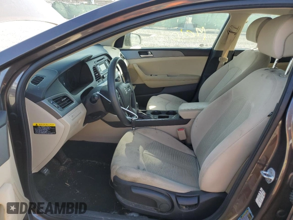 2017 Hyundai Sonata 2.4L z VIN 5NPE24AF6HH540980, wystawiony jako Copart lot #74983064 z przebiegiem 126 008 mil mil oraz Szkoda całkowita • Salvage title. Historia ofert i sprzedaży dostępna na DreamBid. Obrazek 7.