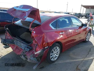 2014 Nissan Altima SV with VIN 1N4AL3AP2EN386414, listed as a IAAI auction lot 41739659 with 138,806 mi miles and . Bid and sale history available at carsss.com. Image 4.