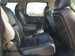 2012 Cadillac Escalade ESV Premium z VIN 1GYS4JEF6CR316609, wystawiony jako Copart lot #83081874 z przebiegiem 150 368 mil mil oraz Szkody całkowita. Historia ofert i sprzedaży dostępna na DreamBid. Obrazek 11.