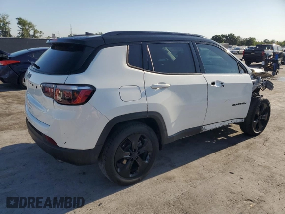2018 Jeep Compass Latitude with VIN 3C4NJCBB9JT318383, listed as a Copart auction lot 53422815 with 98,482 mi miles and Salvage Title. Bid and sale history available at carsss.com. Image 3.