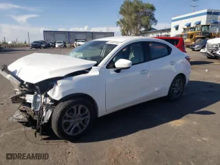 2019 Toyota Yaris Sedan L with VIN 3MYDLBYV2KY511935, listed as a Copart auction lot 61950194 with 47,902 mi miles and Salvage Title. Bid and sale history available at carsss.com. Image 1.
