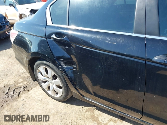 2009 Honda Accord EX-L z VIN 1HGCP268X9A127879, wystawiony jako IAAI lot #42071430 z przebiegiem 204 543 mil mil oraz . Historia ofert i sprzedaży dostępna na DreamBid. Obrazek 6.