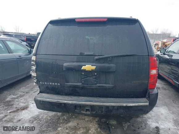 2013 Chevrolet Suburban LTZ with VIN 1GNSKKE79DR183895, listed as a IAAI auction lot 41428262 with NaN miles. Bid and sale history available at carsss.com. Image 17.