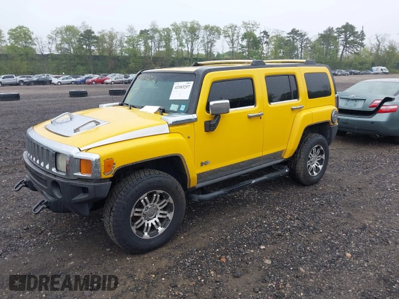2006 Hummer H3 with VIN 5GTDN136068272592, listed as a IAAI auction lot 42183257 with 160,449 mi miles and . Bid and sale history available at DreamBid. Image 2.