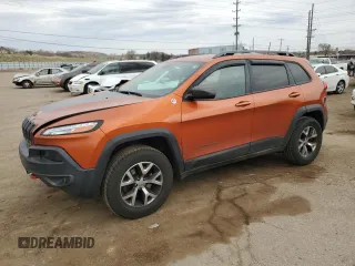 2016 Jeep Cherokee Trailhawk with VIN 1C4PJMBS2GW132928, listed as a Copart auction lot 50914955 with 156,993 mi miles and Salvage Title. Bid and sale history available at DreamBid. Image 1.