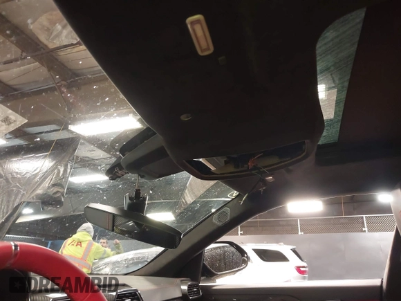 2019 Lamborghini Urus z VIN ZPBUA1ZL1KLA04859, wystawiony jako IAAI lot #41455275 z przebiegiem 13 380 mil mil oraz . Historia ofert i sprzedaży dostępna na DreamBid. Obrazek 19.