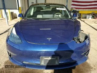 2022 Tesla Model 3 with VIN 5YJ3E1EA9NF288499, listed as a Copart auction lot 52202955 with 86,372 mi miles and Clean Title. Bid and sale history available at DreamBid. Image 5.