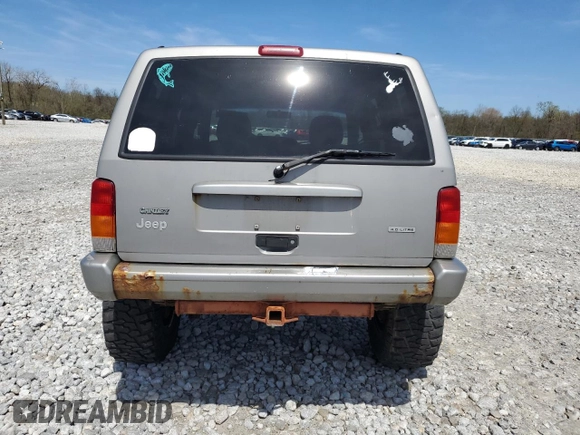 2000 Jeep Cherokee Classic with VIN 1J4FF58S0YL148245, listed as a Copart auction lot 53955735 with 185,307 mi miles and Clean Title. Bid and sale history available at carsss.com. Image 6.