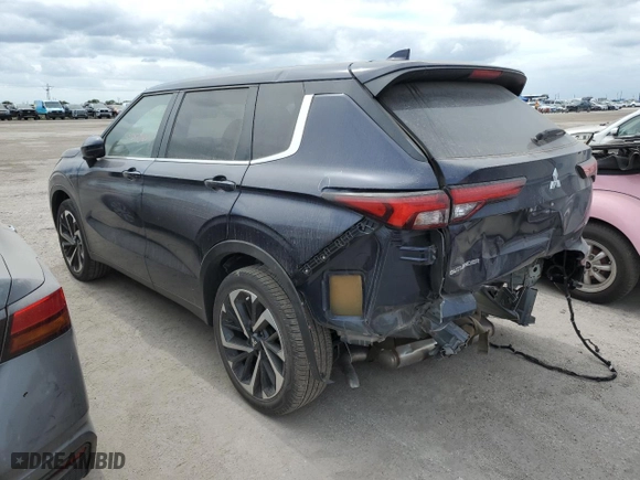2023 Mitsubishi Outlander SE with VIN JA4J3UA81PZ058559, listed as a Copart auction lot 46662505 with 956 mi miles and Non Repairable. Bid and sale history available at carsss.com. Image 2.