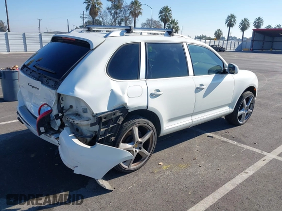 2005 Porsche Cayenne with VIN WP1AA29P85LA24175, listed as a IAAI auction lot 41301076 with 174,291 mi miles. Bid and sale history available at carsss.com. Image 4.