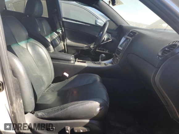 2008 Lexus IS F F z VIN JTHBP262X85002134, wystawiony jako Copart lot #76421374 z przebiegiem 77 292 mil mil oraz Szkoda całkowita • Salvage title. Historia ofert i sprzedaży dostępna na DreamBid. Obrazek 7.