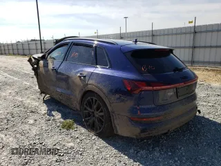 2022 Audi e-tron Chronos z VIN WA1VABGE2NB026931, wystawiony jako Copart lot #57427012 z przebiegiem Nie podano mil oraz . Historia ofert i sprzedaży dostępna na DreamBid. Obrazek 3.