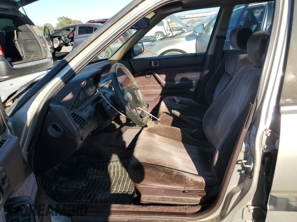 1988 Honda Accord with VIN JHMCA5539JC062134, listed as a Copart auction lot 74330064 with 168,176 mi miles and Salvage title. Bid and sale history available at DreamBid. Image 7.