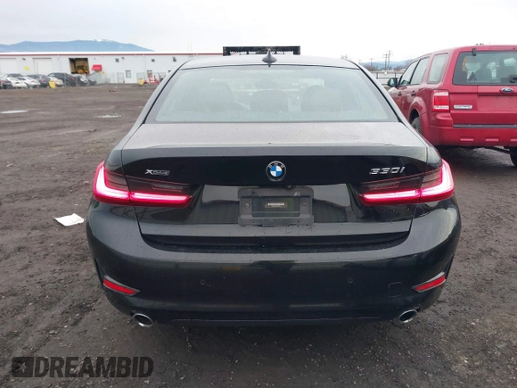 2020 BMW 3 Series 330i xDrive with VIN 3MW5R7J08L8B24642, listed as a IAAI auction lot 41112858 with 56,045 mi miles. Bid and sale history available at carsss.com. Image 17.
