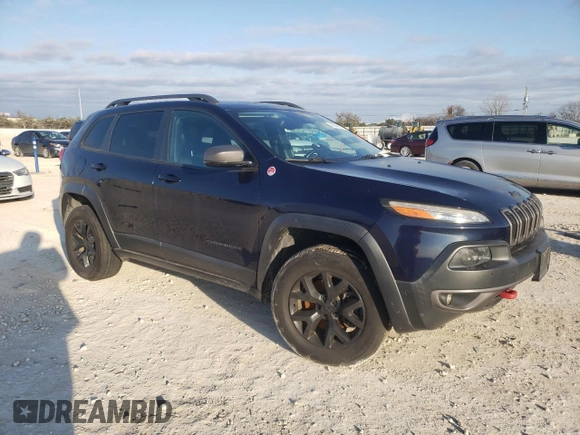 2016 Jeep Cherokee Trailhawk with VIN 1C4PJMBS0GW142339, listed as a Copart auction lot 43846075 with 186,354 mi miles and Clean title. Bid and sale history available at DreamBid. Image 4.