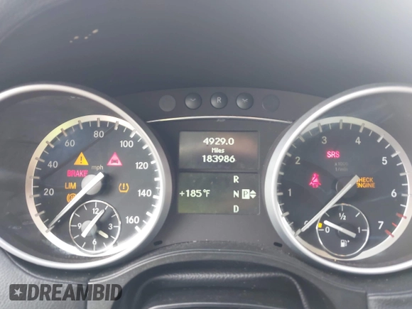 2011 Mercedes-Benz GL-Class GL 550 with VIN 4JGBF8GEXBA634772, listed as a IAAI auction lot 42025095 with 183,986 mi miles. Bid and sale history available at carsss.com. Image 7.
