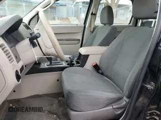 2012 Ford Escape XLS с VIN 1FMCU9C76CKA23687, выставлен на аукционе Copart как лот 55811985 с пробегом 147 845 миль миль и Списание • Salvage title. История ставок и продаж доступна на DreamBid. Изображение 7.