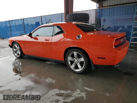 2009 Dodge Challenger R/T z VIN 2B3LJ54T69H588556, wystawiony jako Copart lot #56277855 z przebiegiem 47 405 mil mil oraz Szkoda całkowita • Salvage title. Historia ofert i sprzedaży dostępna na DreamBid. Obrazek 2.