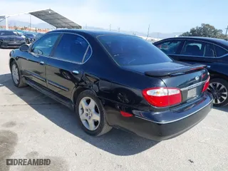 2001 Infiniti I30 Luxury with VIN JNKCA31A31T029381, listed as a IAAI auction lot 41572449 with 192,070 mi miles. Bid and sale history available at carsss.com. Image 3.