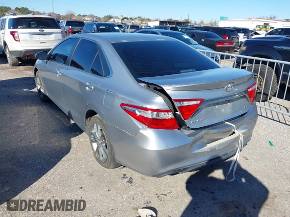 2015 Toyota Camry XLE z VIN 4T1BF1FK5FU891261, wystawiony jako IAAI lot #41262797 z przebiegiem 149 271 mil mil oraz . Historia ofert i sprzedaży dostępna na DreamBid. Obrazek 3.