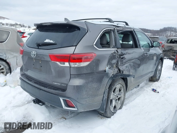2017 Toyota Highlander Limited with VIN 5TDDZRFH9HS361759, listed as a IAAI auction lot 41359936 with 102,705 mi miles and . Bid and sale history available at DreamBid. Image 4.
