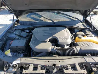 2012 Chrysler 300 Limited z VIN 2C3CCACG4CH250025, wystawiony jako Copart lot #53114085 z przebiegiem 172 697 mil mil oraz Szkoda całkowita • Salvage title. Historia ofert i sprzedaży dostępna na DreamBid. Obrazek 12.
