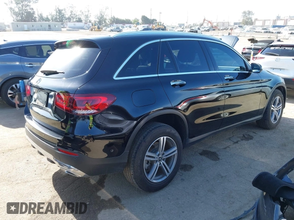 2022 Mercedes-Benz GLC 300 with VIN W1N0G8DB2NV399762, listed as a IAAI auction lot 42311304 with 20,421 mi miles and . Bid and sale history available at DreamBid. Image 4.