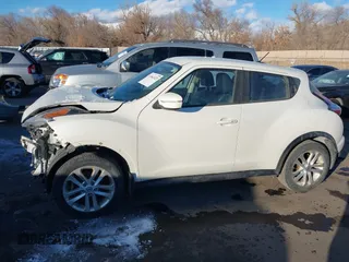 2015 Nissan Juke SV with VIN JN8AF5MVXFT563946, listed as a IAAI auction lot 41561323 with 122,195 mi miles and . Bid and sale history available at DreamBid. Image 14.