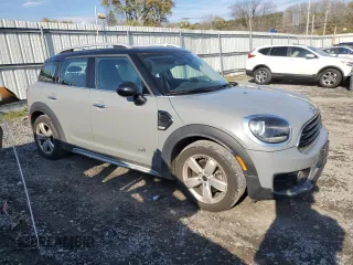 2018 MINI Countryman Cooper with VIN WMZYV5C31J3E82410, listed as a Copart auction lot 78498004 with 96,359 mi miles and Salvage Title. Bid and sale history available at carsss.com. Image 4.