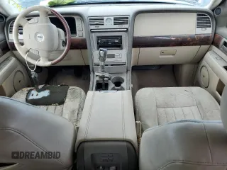 2004 Lincoln Navigator Luxury with VIN 5LMFU27RX4LJ43162, listed as a Copart auction lot 75103174 with 0 mi miles and Salvage Title. Bid and sale history available at carsss.com. Image 8.