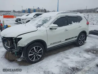 2017 Nissan Rogue SL with VIN 5N1AT2MV9HC792104, listed as a IAAI auction lot 40991192 with 82,393 mi miles. Bid and sale history available at carsss.com. Image 20.