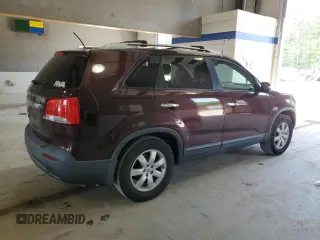 2012 Kia Sorento LX z VIN 5XYKT4A60CG238343, wystawiony jako Copart lot #57530375 z przebiegiem 268 748 mil mil oraz Czysty tytuł • Clean title. Historia ofert i sprzedaży dostępna na DreamBid. Obrazek 3.