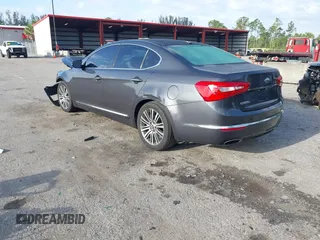 2016 Kia Cadenza Premium with VIN KNALN4D76G5207273, listed as a IAAI auction lot 42018231 with 92,460 mi miles. Bid and sale history available at carsss.com. Image 3.