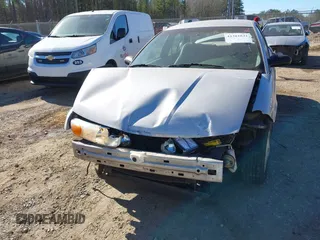 2000 Saturn SL z VIN 1G8ZH5282YZ226249, wystawiony jako IAAI lot #41381831 z przebiegiem 355 371 mil mil oraz . Historia ofert i sprzedaży dostępna na DreamBid. Obrazek 6.