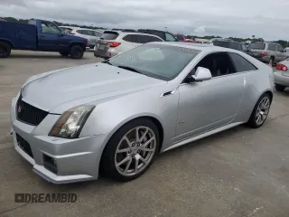 2011 Cadillac CTS-V z VIN 1G6DV1EP4B0100008, wystawiony jako Copart lot #75086454 z przebiegiem Nie podano mil oraz Szkody całkowita. Historia ofert i sprzedaży dostępna na DreamBid. Obrazek 1.