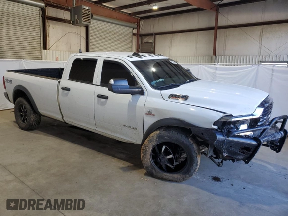 2020 Ram 2500 Tradesman z VIN 3C6UR5HL0LG240160, wystawiony jako Copart lot #88360065 z przebiegiem 76 227 mil mil oraz Szkoda całkowita • Salvage title. Historia ofert i sprzedaży dostępna na DreamBid. Obrazek 4.