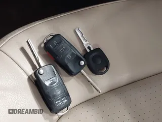 2009 Volkswagen Beetle S с VIN 3VWRG31Y89M409086, выставлен на аукционе IAAI как лот 41890714 с пробегом 100 034 миль миль и . История ставок и продаж доступна на DreamBid. Изображение 11.