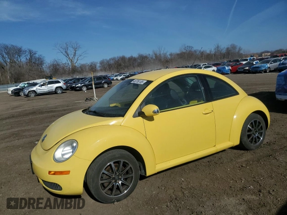 2010 Volkswagen Beetle with VIN 3VWPW3AGXAM018270, listed as a Copart auction lot 48706185 with 157,896 mi miles and Clean title. Bid and sale history available at DreamBid. Image 1.