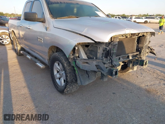 2017 Ram 1500 SLT z VIN 1C6RR6GG3HS730155, wystawiony jako IAAI lot #41929530 z przebiegiem 180 690 mil mil oraz . Historia ofert i sprzedaży dostępna na DreamBid. Obrazek 17.