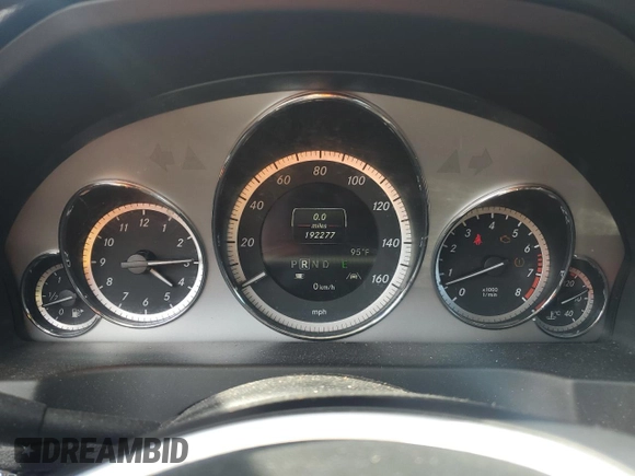 2013 Mercedes-Benz E 350 with VIN WDDKJ5KB2DF197165, listed as a Copart auction lot 65217745 with 192,277 mi miles and Clean title. Bid and sale history available at DreamBid. Image 9.