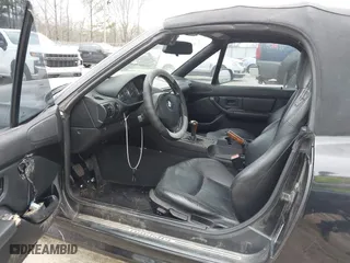 2001 BMW Z3 2.5i with VIN WBACN33491LK46945, listed as a IAAI auction lot 41513135 with 1 mi miles. Bid and sale history available at carsss.com. Image 8.