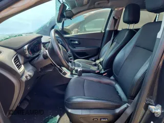 2022 Chevrolet Trax LT z VIN KL7CJLSMXNB512269, wystawiony jako Copart lot #58985375 z przebiegiem 20 906 mil mil oraz Szkoda całkowita • Salvage title. Historia ofert i sprzedaży dostępna na DreamBid. Obrazek 7.