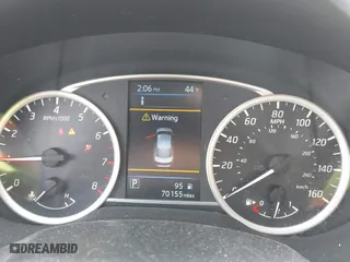 2019 Nissan Sentra SR with VIN 3N1AB7AP1KY363549, listed as a IAAI auction lot 41704436 with 70,155 mi miles. Bid and sale history available at carsss.com. Image 7.