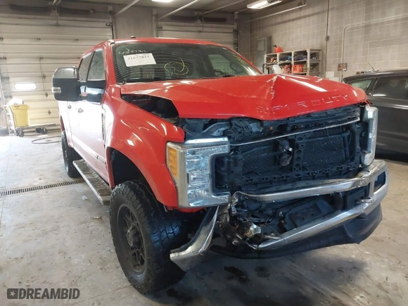 2017 Ford Super Duty F-250 SRW Lariat with VIN 1FT7W2BT1HEC37269, listed as a IAAI auction lot 41657822 with 134,442 mi miles. Bid and sale history available at carsss.com. Image 6.