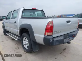 2008 Toyota Tacoma PreRunner with VIN 5TEJU62N38Z478817, listed as a IAAI auction lot 41908959 with 117,707 mi miles. Bid and sale history available at carsss.com. Image 3.