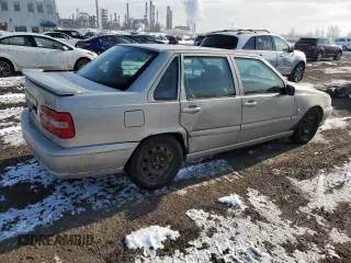 2000 Volvo S70 с VIN YV1LS61J6Y2649619, выставлен на аукционе Copart как лот 48540175 с пробегом 137 877 миль миль и Списание • Salvage title. История ставок и продаж доступна на DreamBid. Изображение 3.