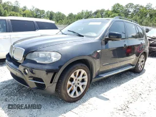 2012 BMW X5 35d with VIN 5UXZW0C51CL663981, listed as a Copart auction lot 62218255 with 137,169 mi miles and Clean title. Bid and sale history available at DreamBid. Image 1.